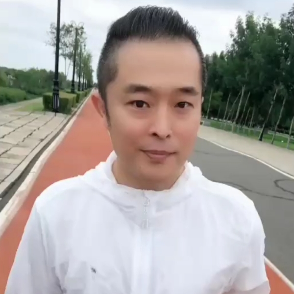 天涯啊成的照片