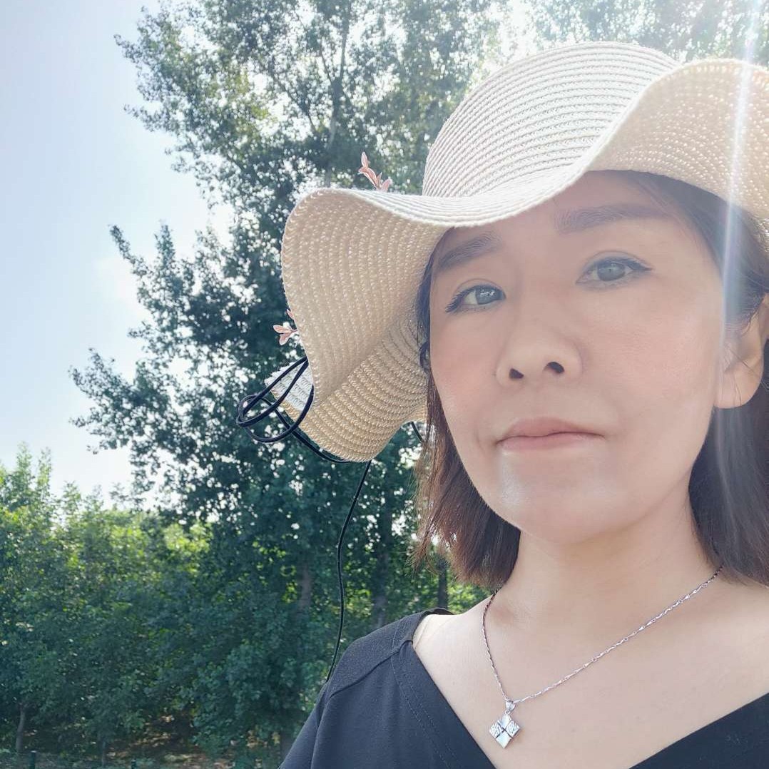 倇慈的照片
