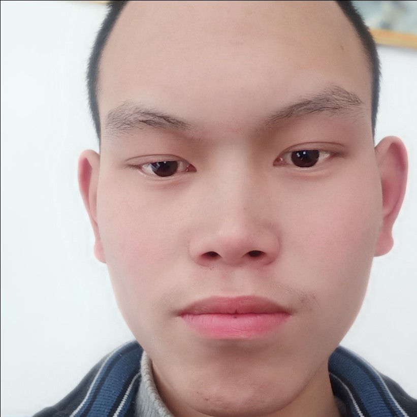 任英豪的照片