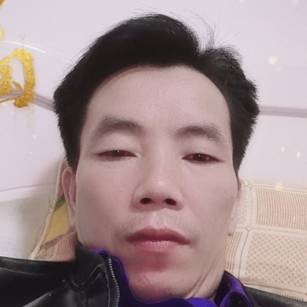 积极泪了可乐的照片