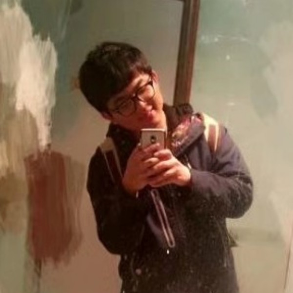 犹豫热狗的照片