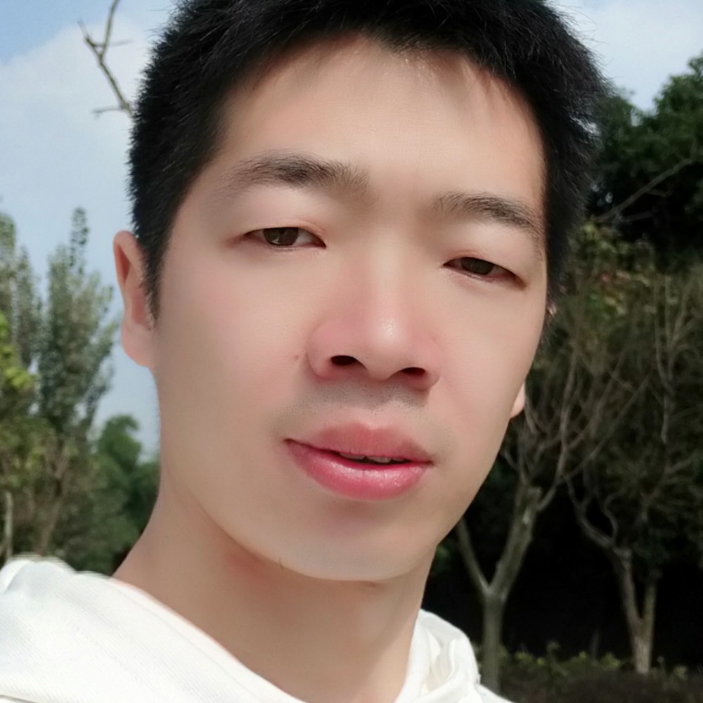 称心回首羽裳的照片
