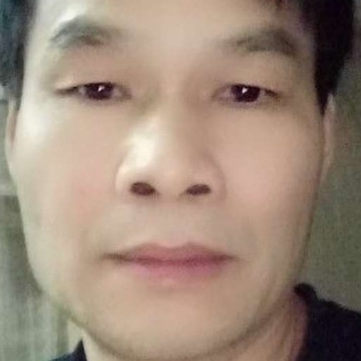 欣喜邂逅猫咪的照片
