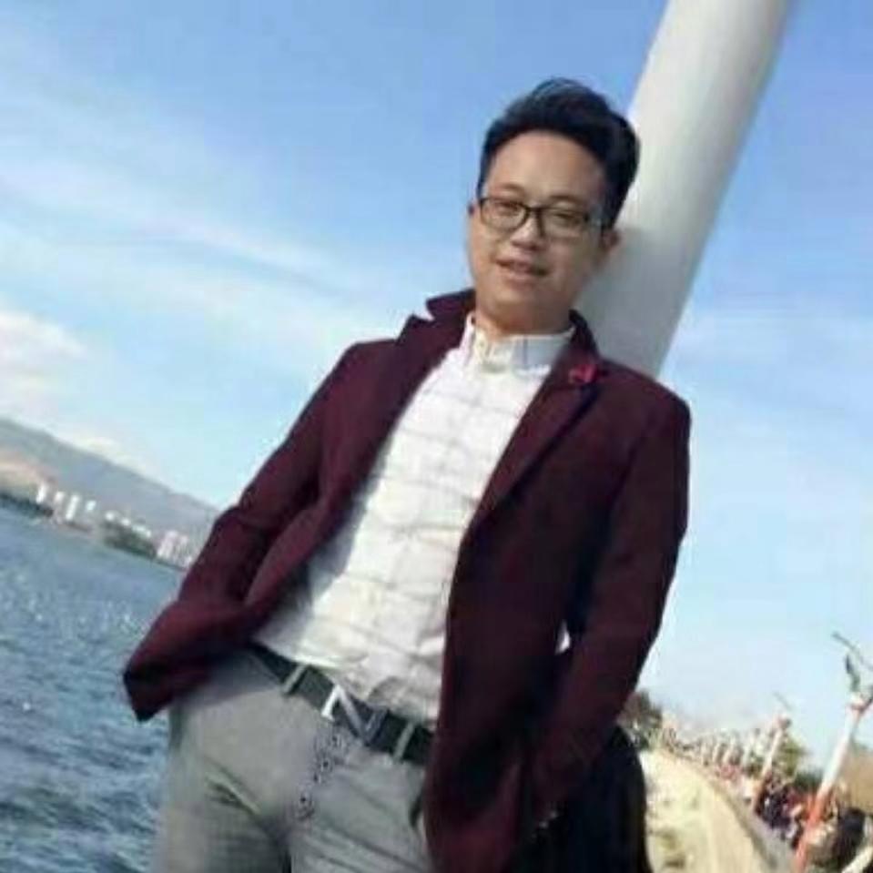 红尘里闯荡的照片