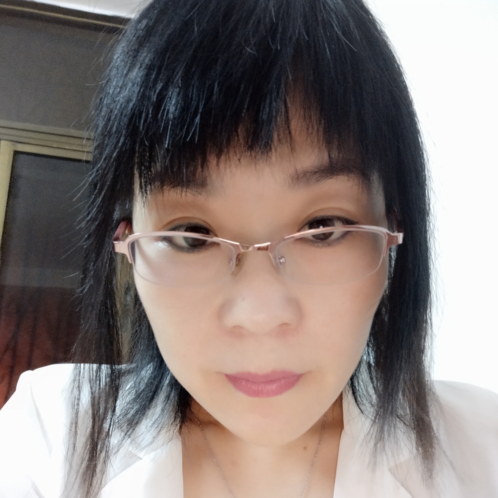 淡淡的身影的照片