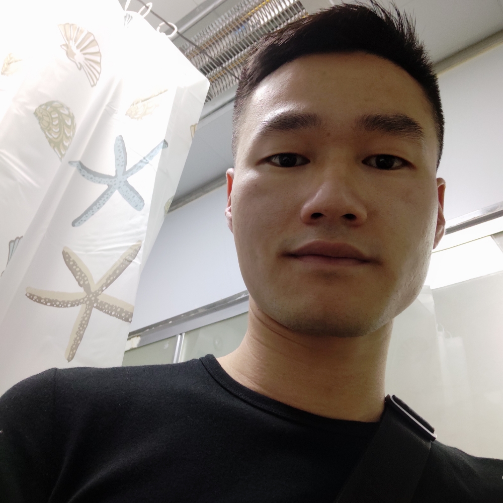 月光多情的照片