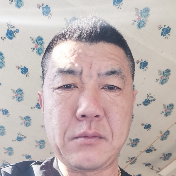 微笑的哑铃的照片