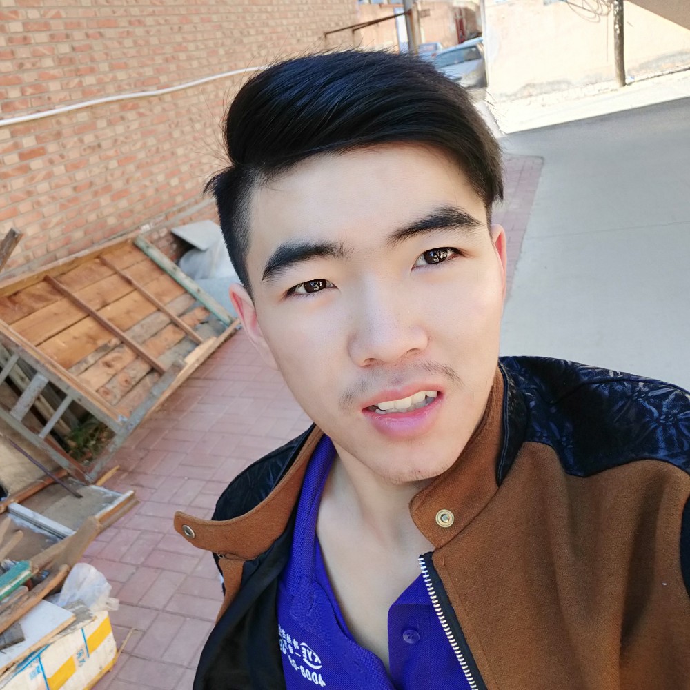 安潇的照片