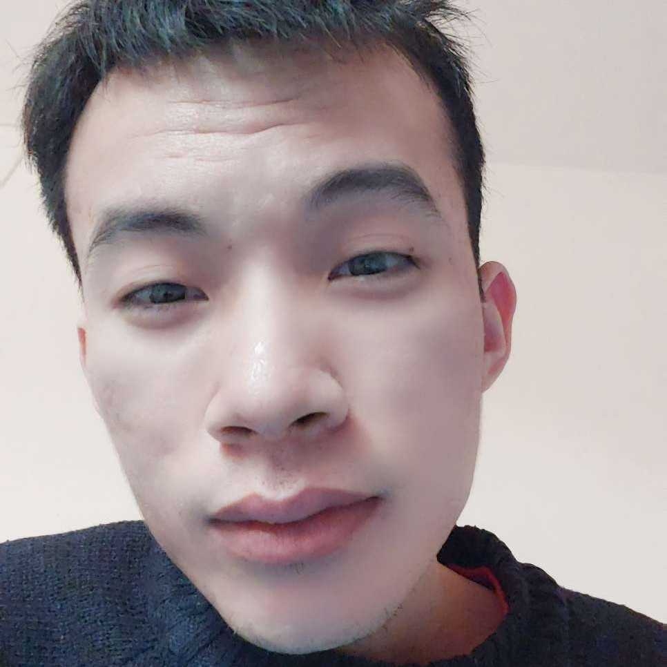 于朗的照片
