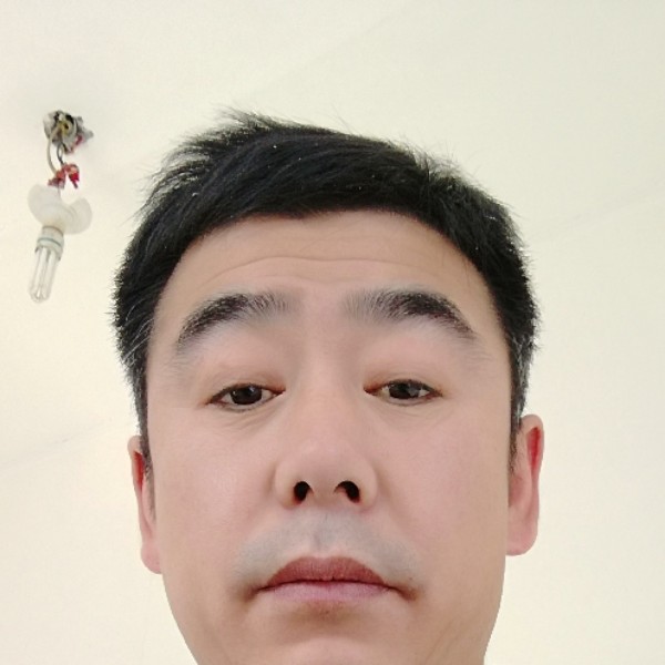 醉月挽手感性的照片