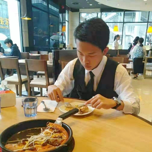 香帅乄丶的照片