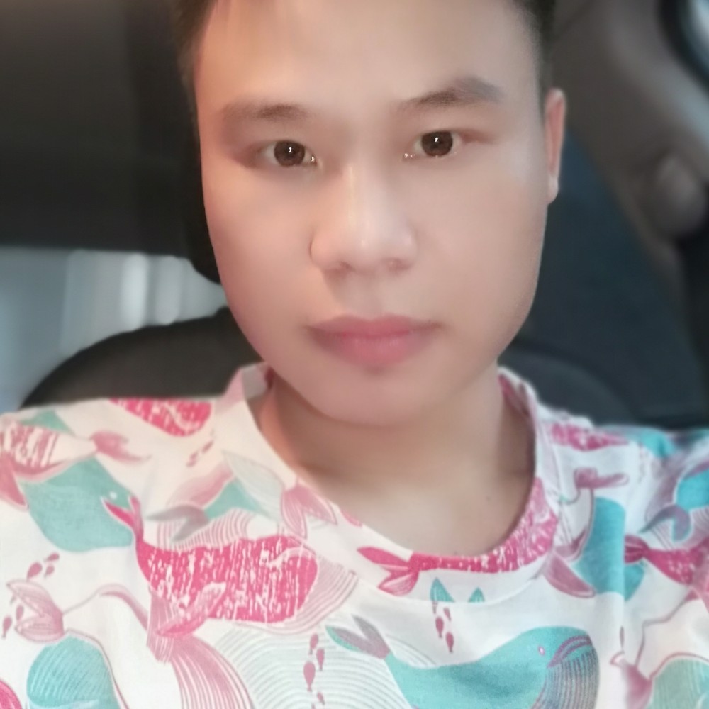 清秀挽手梦影的照片