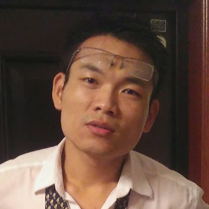 陈应许的照片