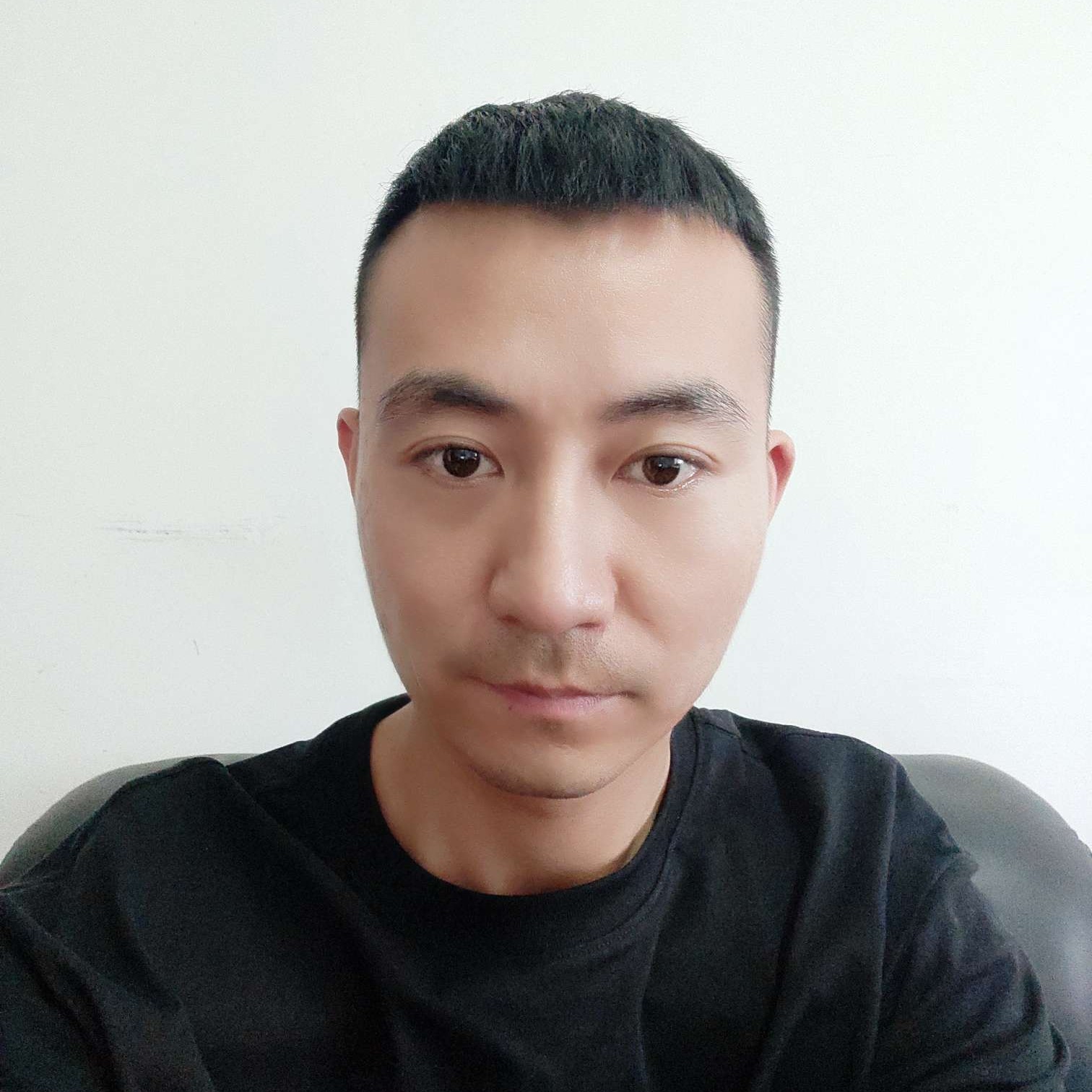 现在的枷锁的照片