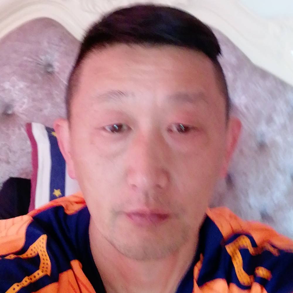 夕阳争春的照片