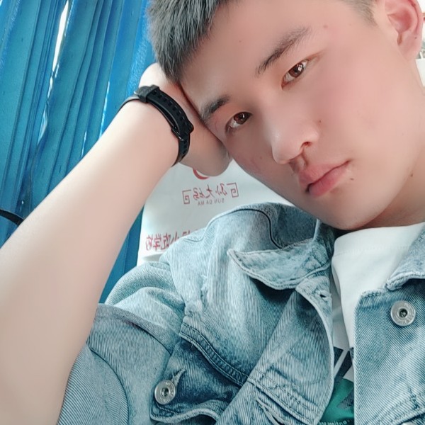 灼热回眸尘宵的照片