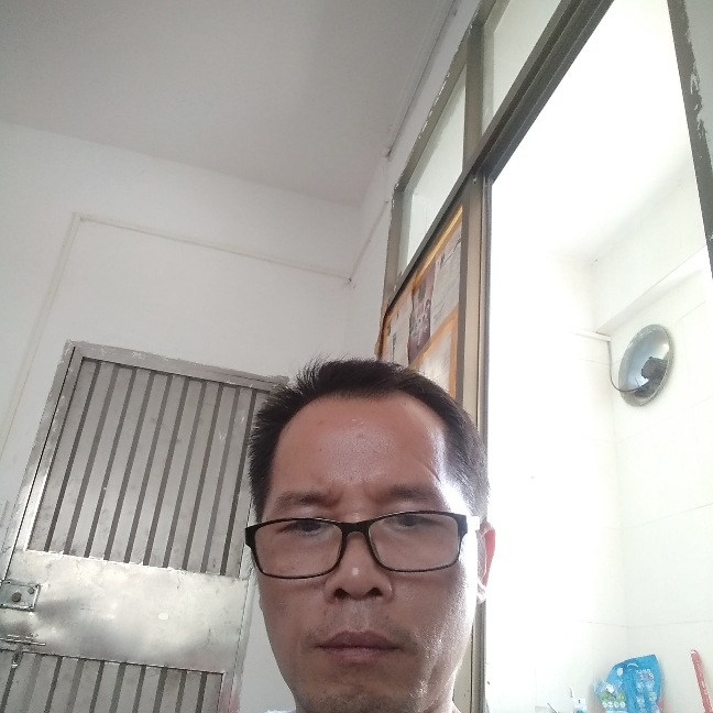 蘩藜浅唱W的照片