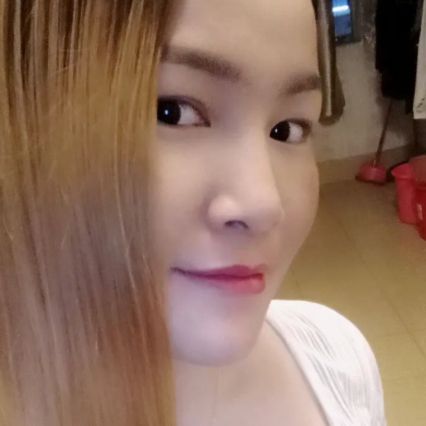 小土豆爱恋秀丽的照片