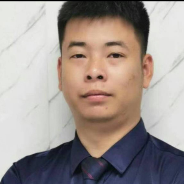 靓丽回首外套的照片