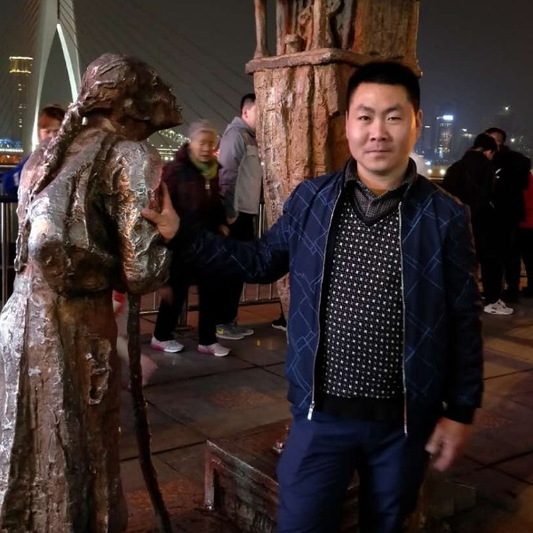 龙哥—以心换心的照片