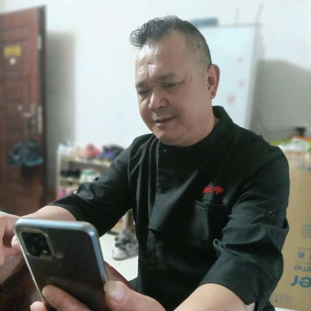 梦郎康的照片