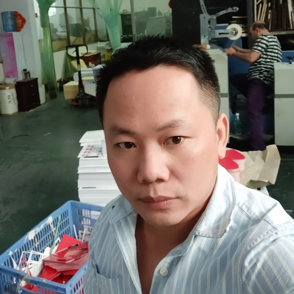 杨惠伟的照片
