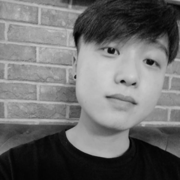 Bs半生的照片