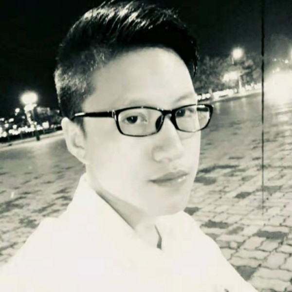 熊宇的照片