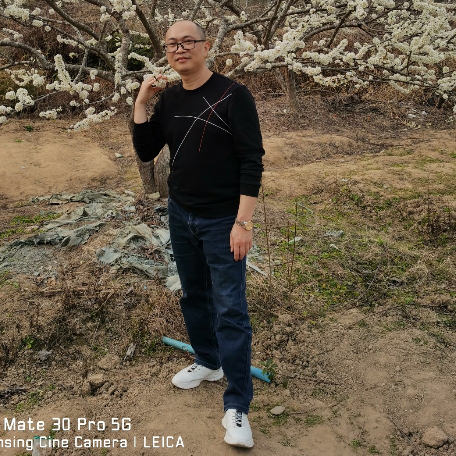 帅气相许琉璃的照片