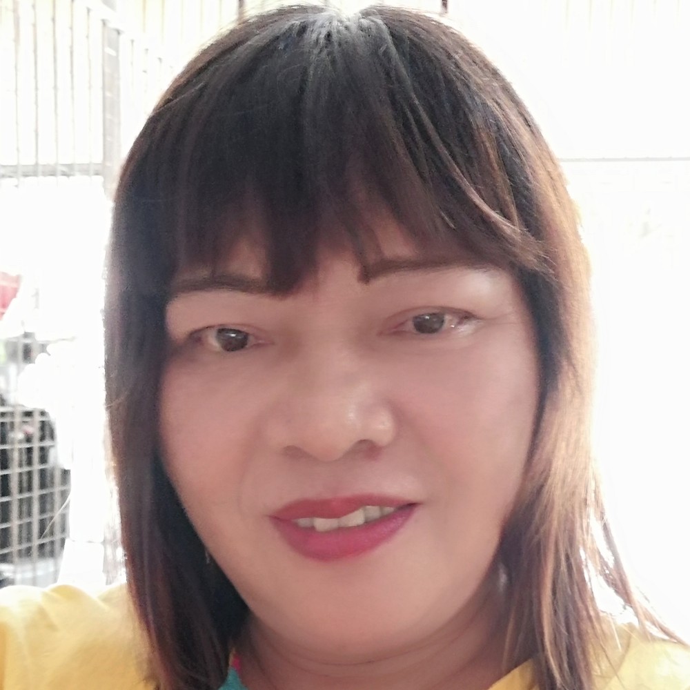 精明漫步超短裙的照片