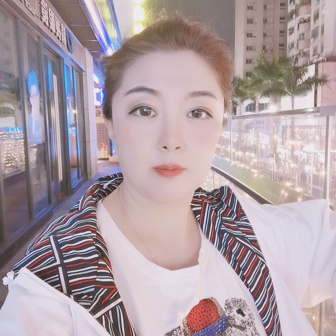 @贪玩蓝月的照片