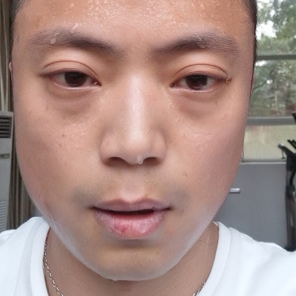 风萧动听的照片