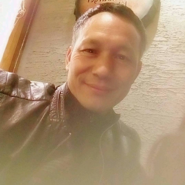 留胡子相许花瓣的照片