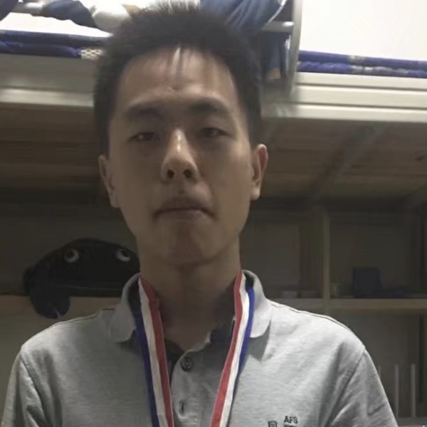 红线串铜钱的照片