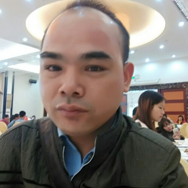 冷静凝眸的照片