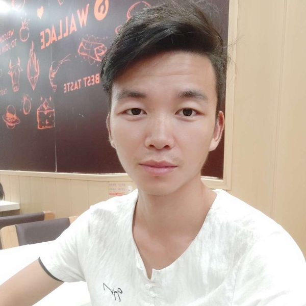 辷生独一的照片