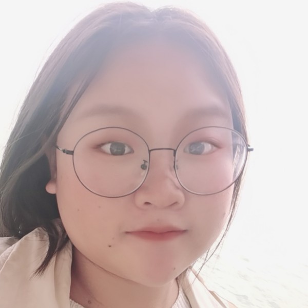 仁爱与化羽的照片