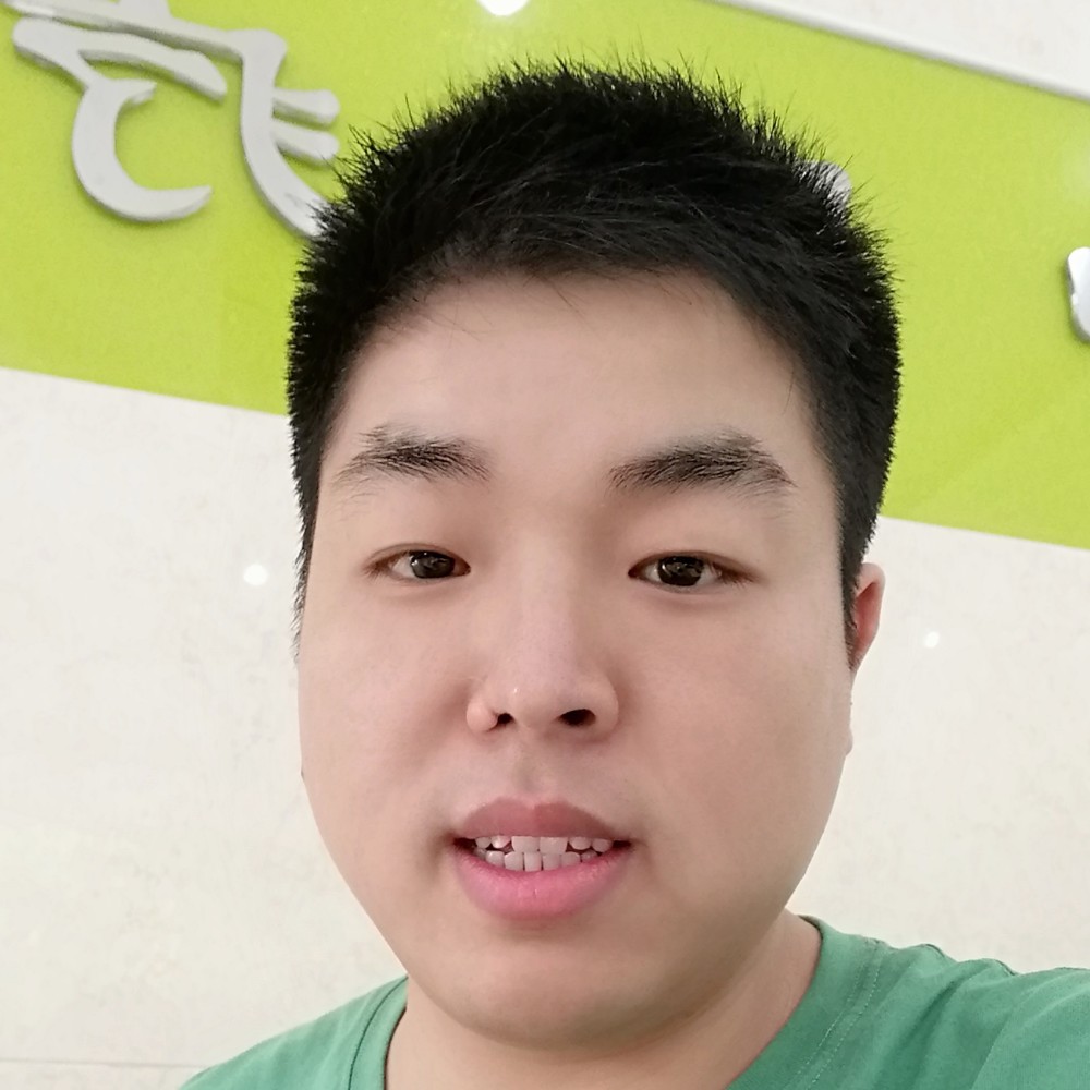 忘忧回首雪白的照片