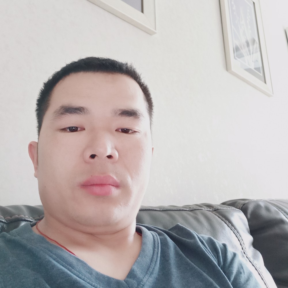 平凡凡凡人的照片