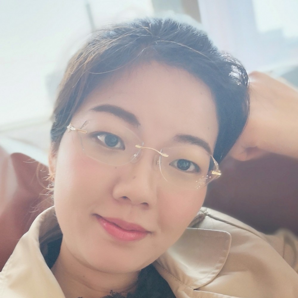 半夏伶俐的照片