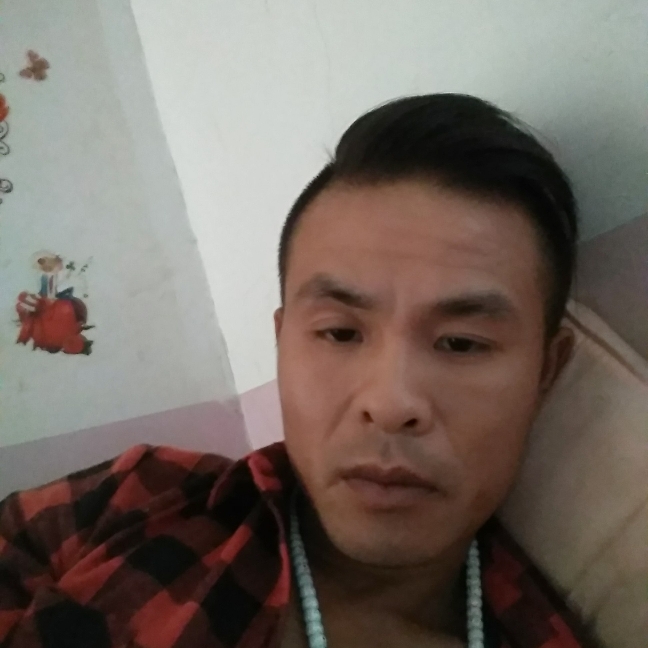 钥匙深拥狂野的照片
