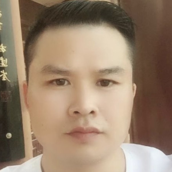 何克春的照片