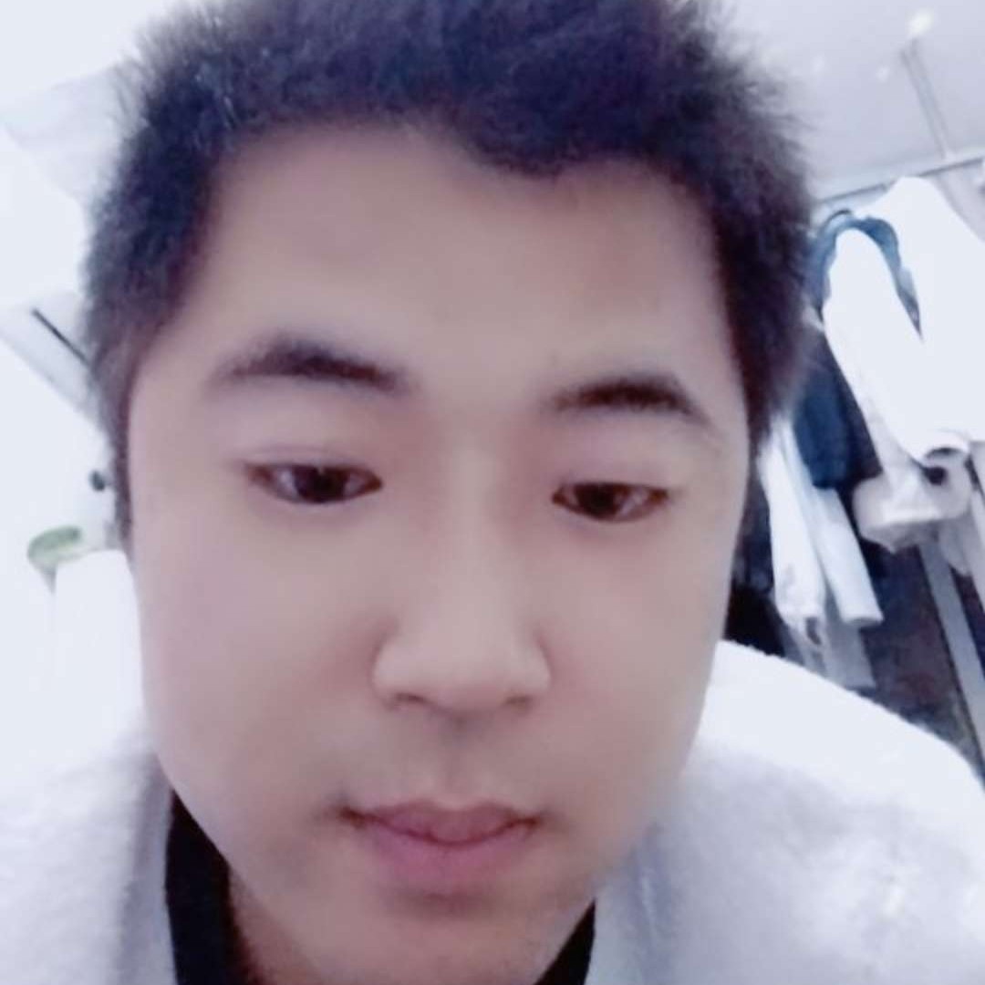 壮观拿鸭子的照片