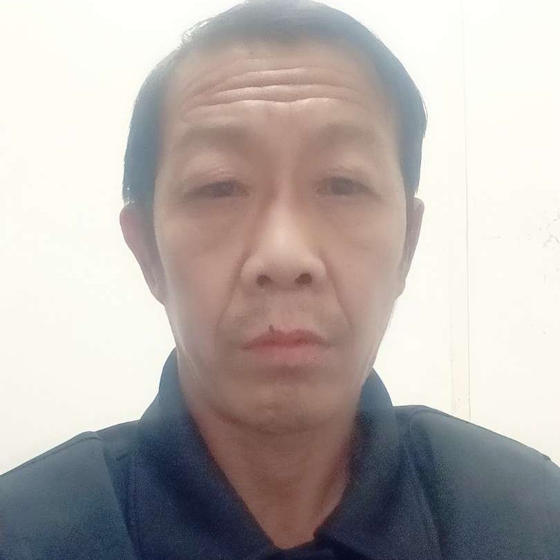 绝恋笑犹豫的照片