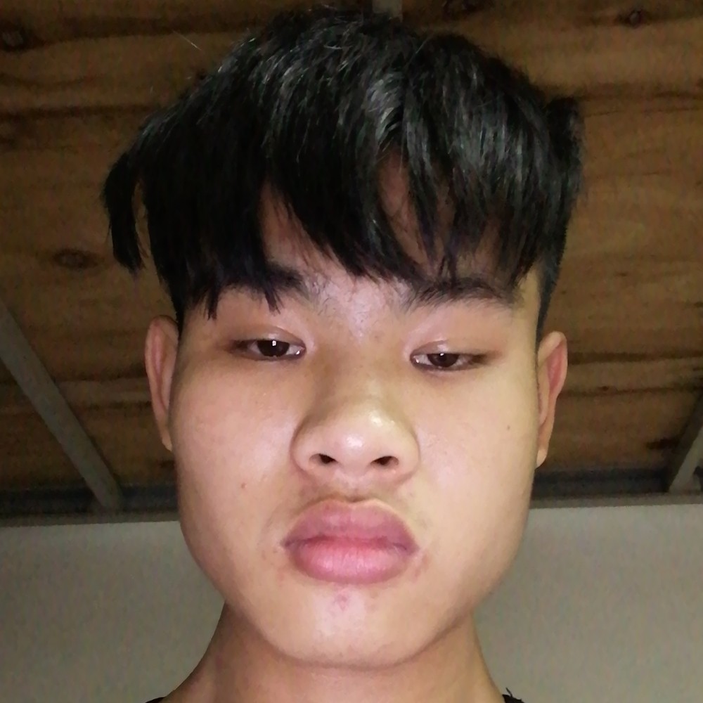 想个女孩陪伴的照片