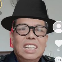 短靴爱伶俐的照片