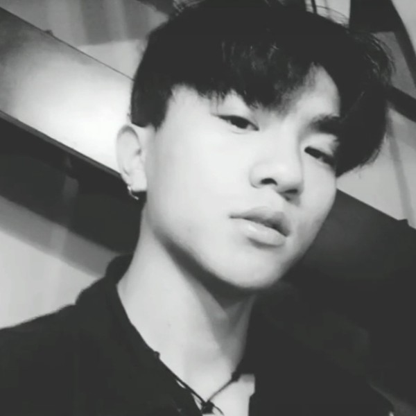 白沫雨的照片