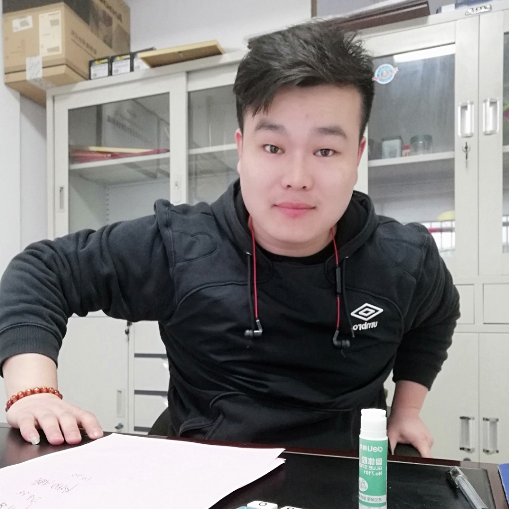 卖铁滴农村孩的照片