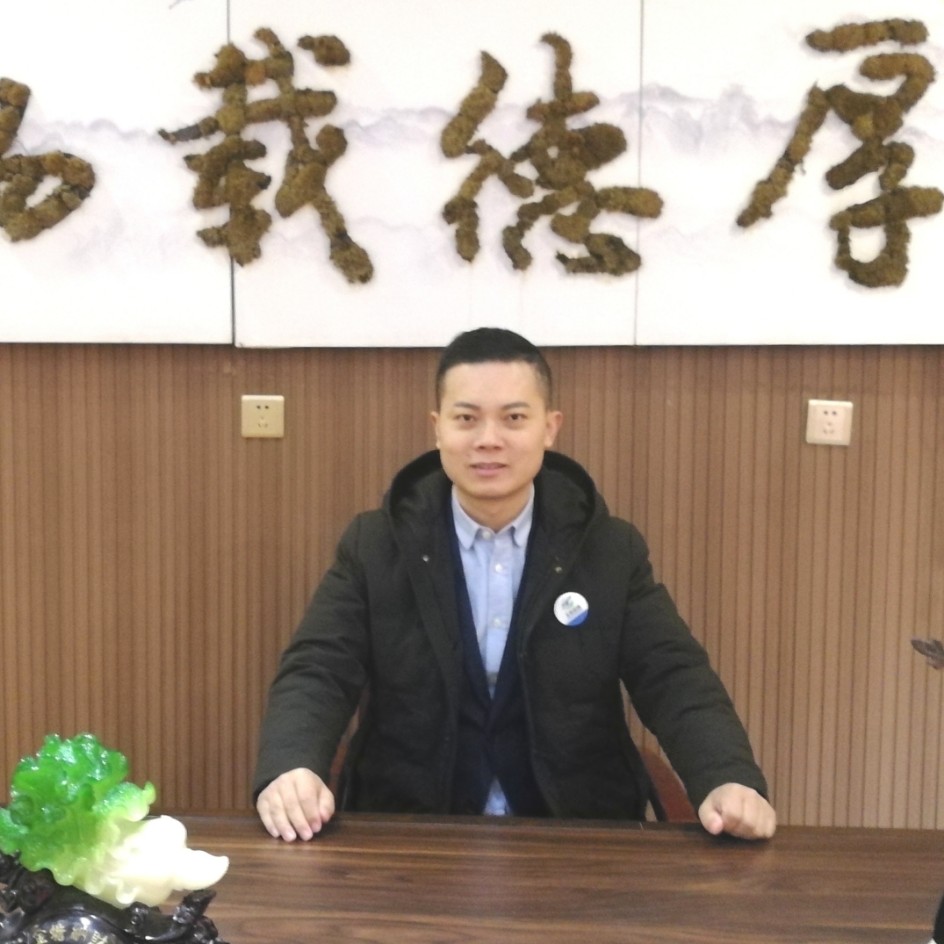 珍 诚的照片