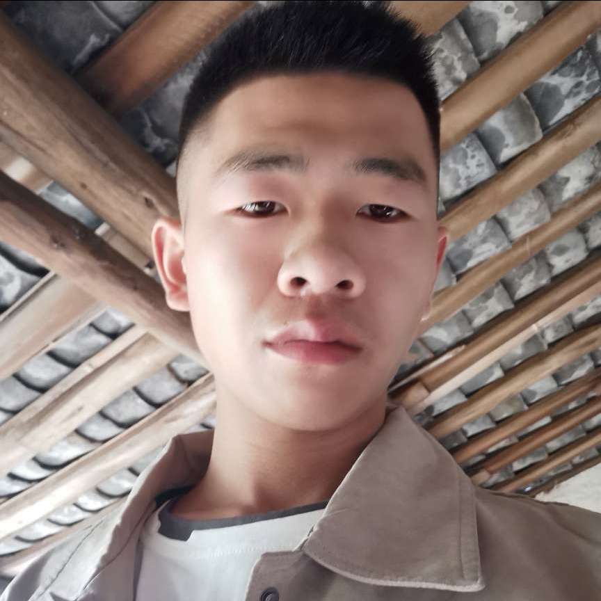往昔不忆的照片